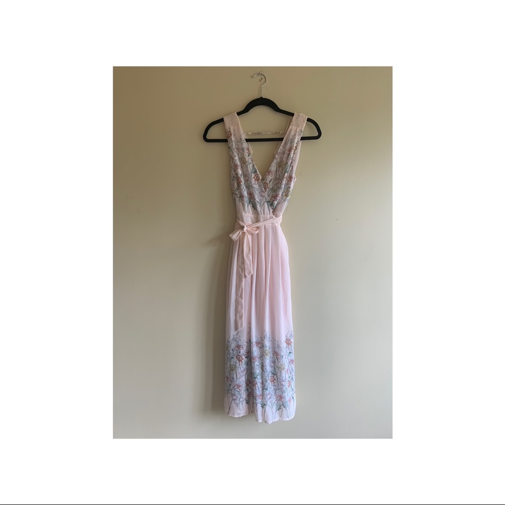 ASTR The Label Midi Dress Pink with Flowers S